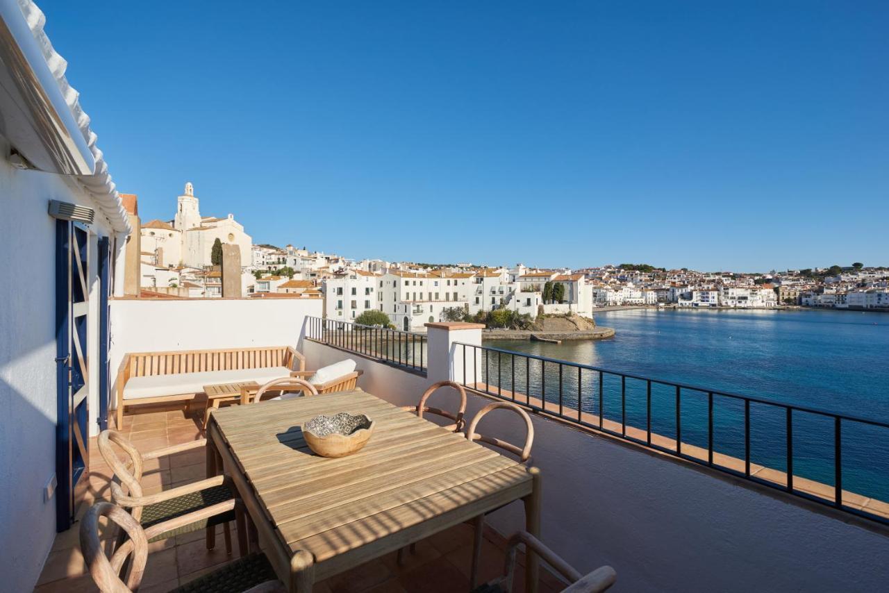 Beachfront Penthouse With Sea Views In Cadaques Apartment Exterior photo